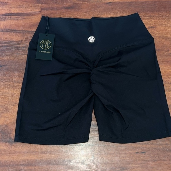 5" NEW Effortless Scrunch Shorts - Black large no front seam soft - Picture 12 of 12
